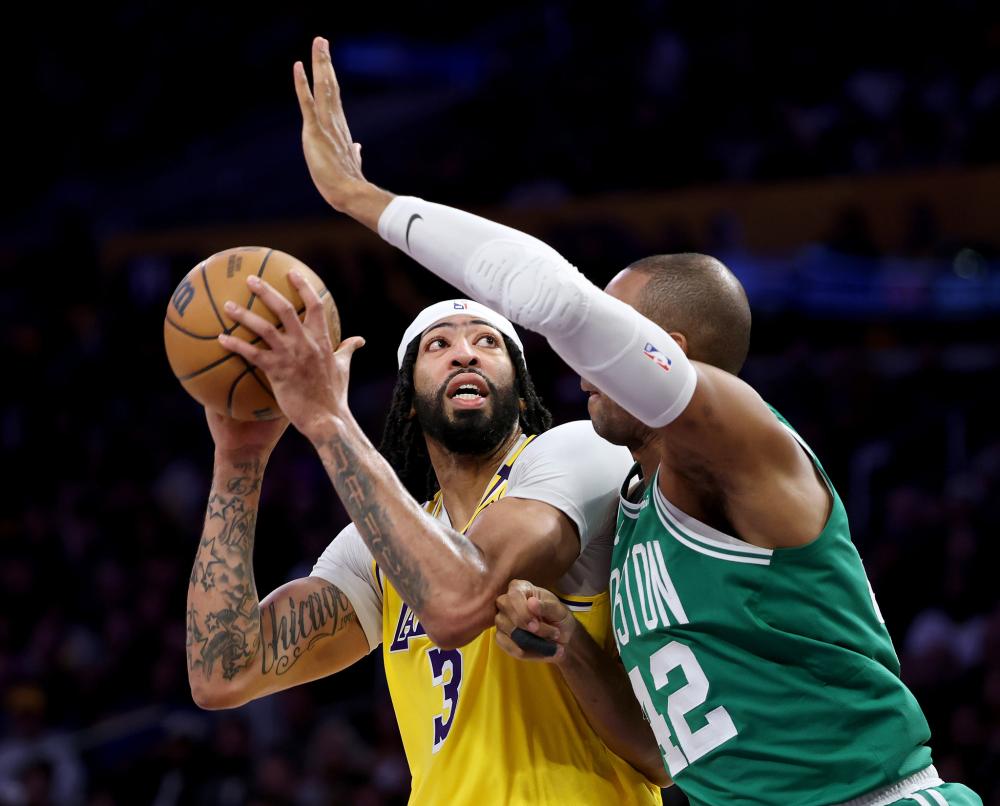 不仅帮助他 不仅帮助他