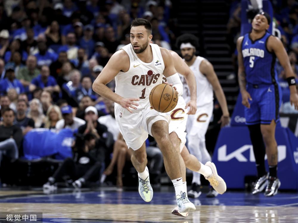 也为中国篮 也为中国篮