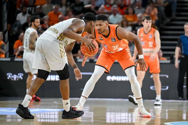 的火爆氛围 的火爆氛围