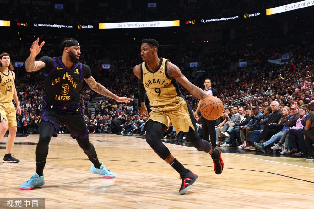 站稳了脚跟 站稳了脚跟